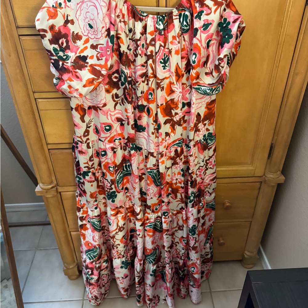Ivy City Co. Harvey Dress Floral - Picture 4 of 5